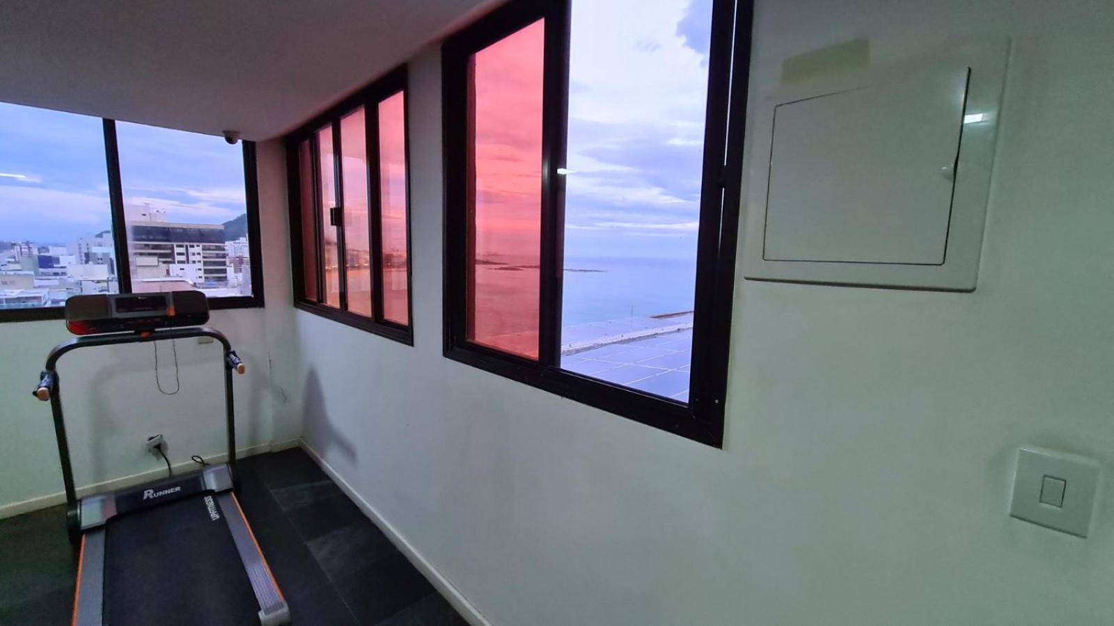 Viva Dias Inesqueciveis No Apartamento Em Frente Ao Mar Praia Da Costa Vila Velha  Buitenkant foto